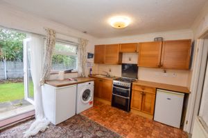 Kitchen/Diner- click for photo gallery